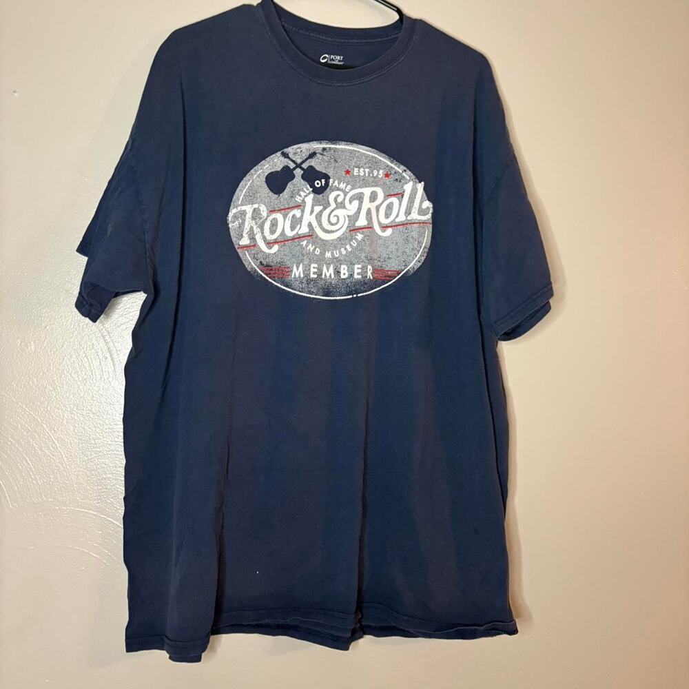 Graphic hardrock tee| Band tee | Y2k Mens Rock and Roll